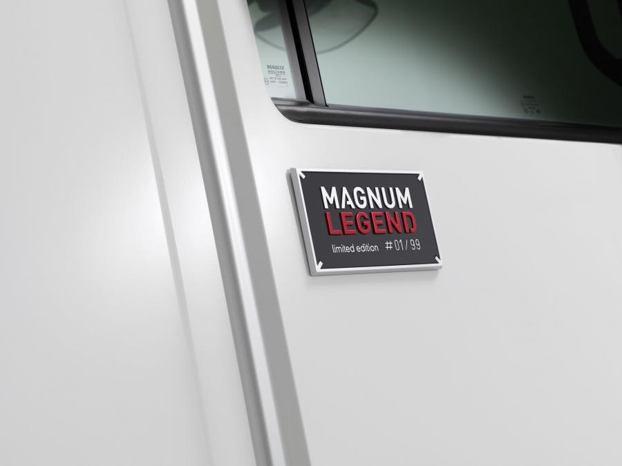  Renault Magnum Legend 2011 года  (фото 6 из 7)